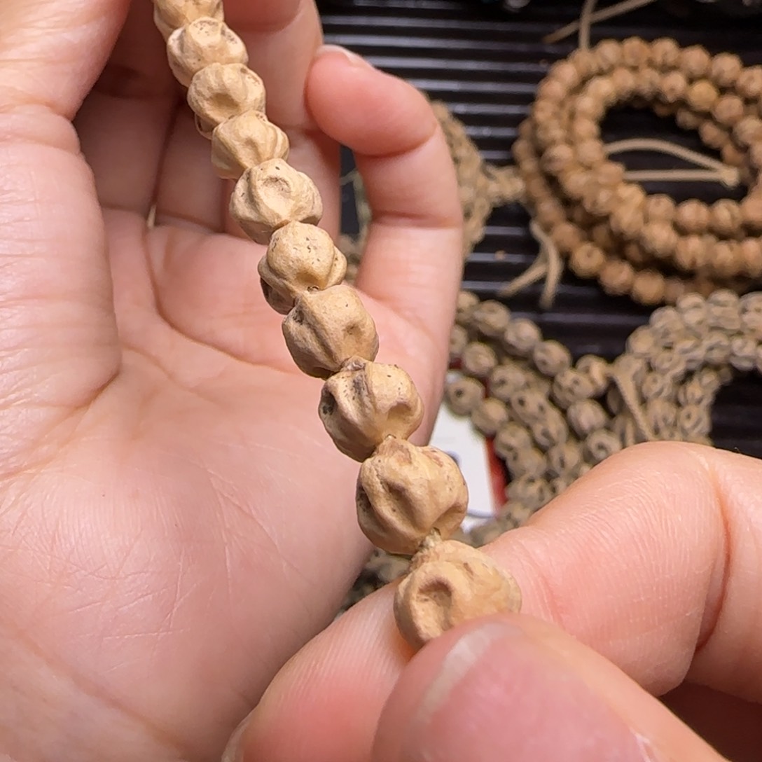 柏香籽/百香籽吊坠琥*