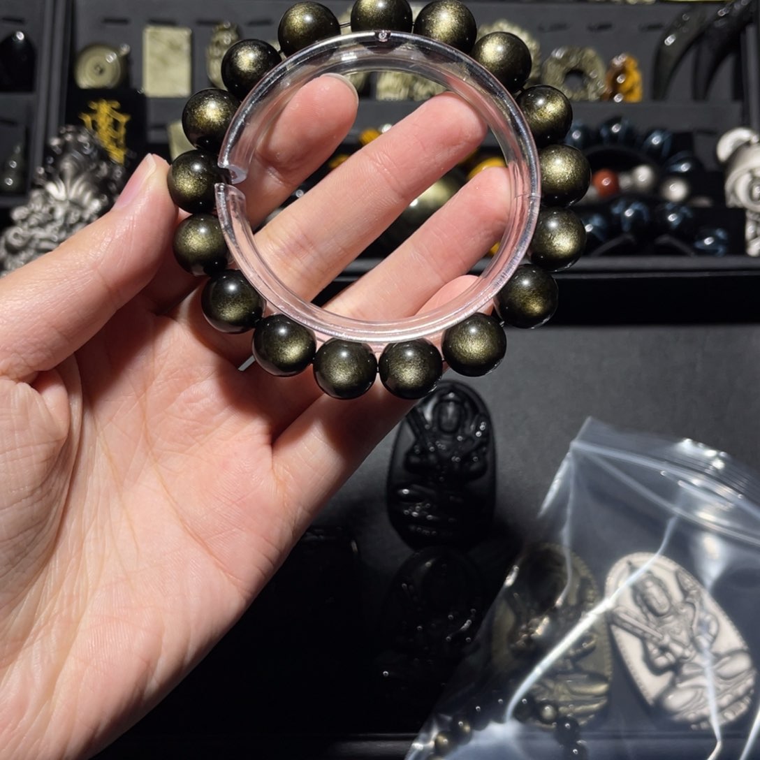 黑曜岩未镶嵌珠宝奇石性**修