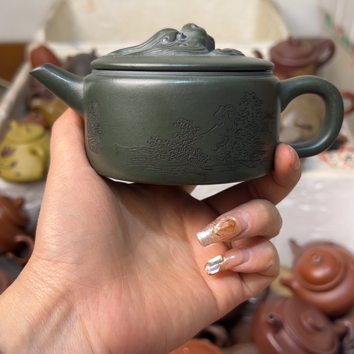 紫砂茶壶铁质微瑕疵