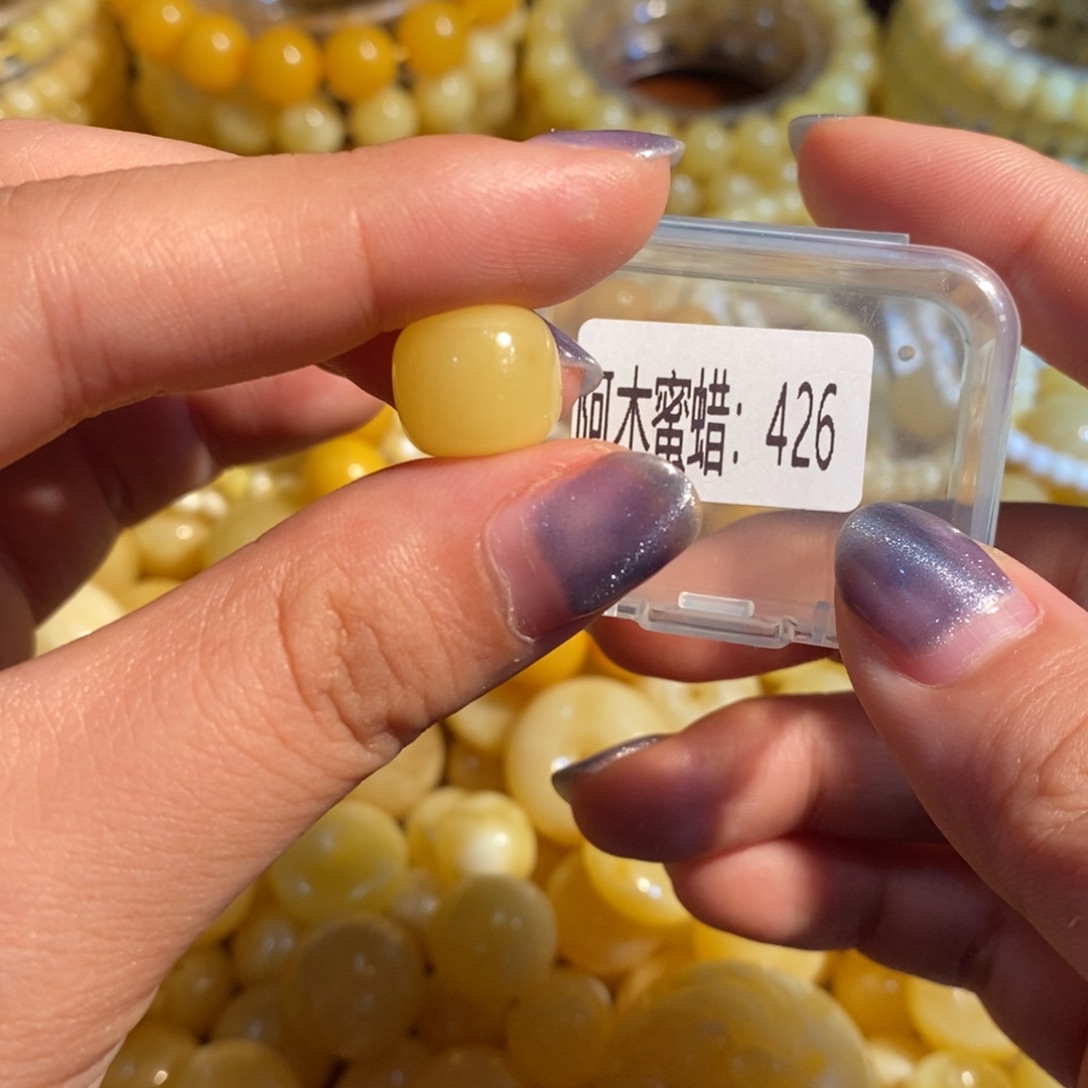 琥珀未镶嵌珠宝奇石426