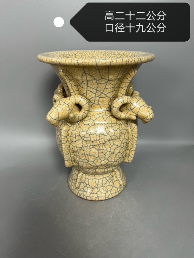 哥窑瓷器摆件欣赏。 