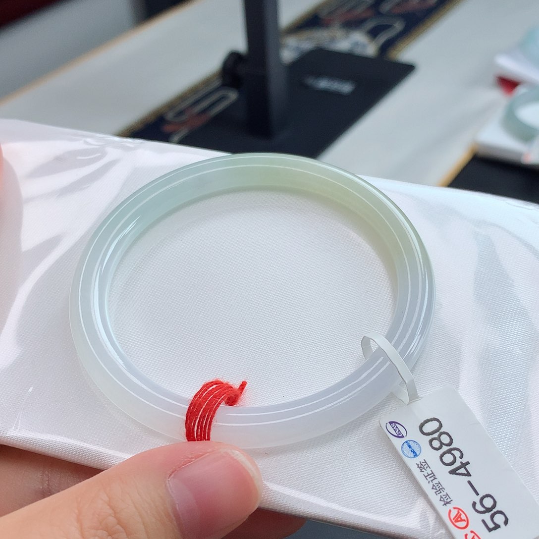 翡翠手镯未镶嵌3号