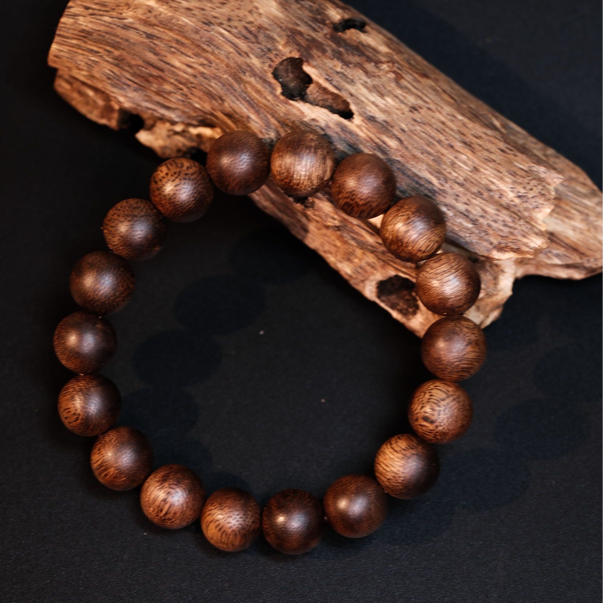 沉香【12mm圆珠】莺歌绿奇楠沉香12mm圆珠单圈手串大气多样性发其一