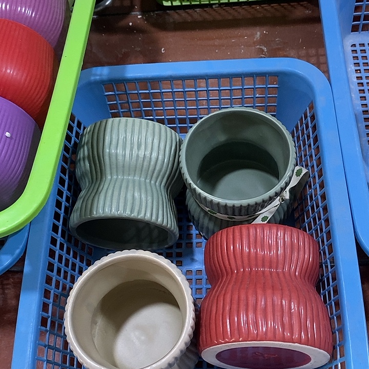摆件陶陶盆有孔 瑕疵介意勿拍