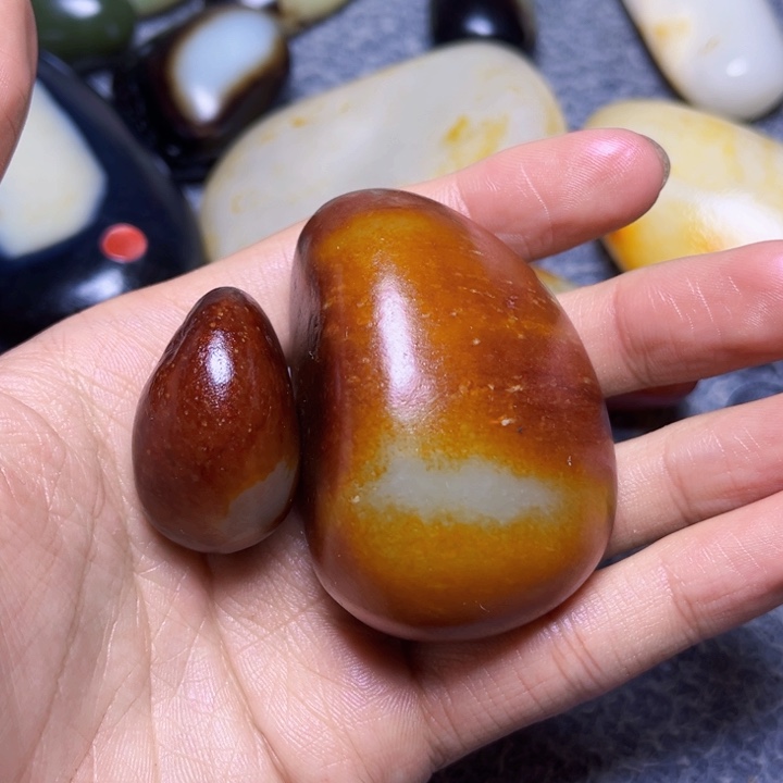 疯***蚁未镶嵌和田玉珠宝奇石