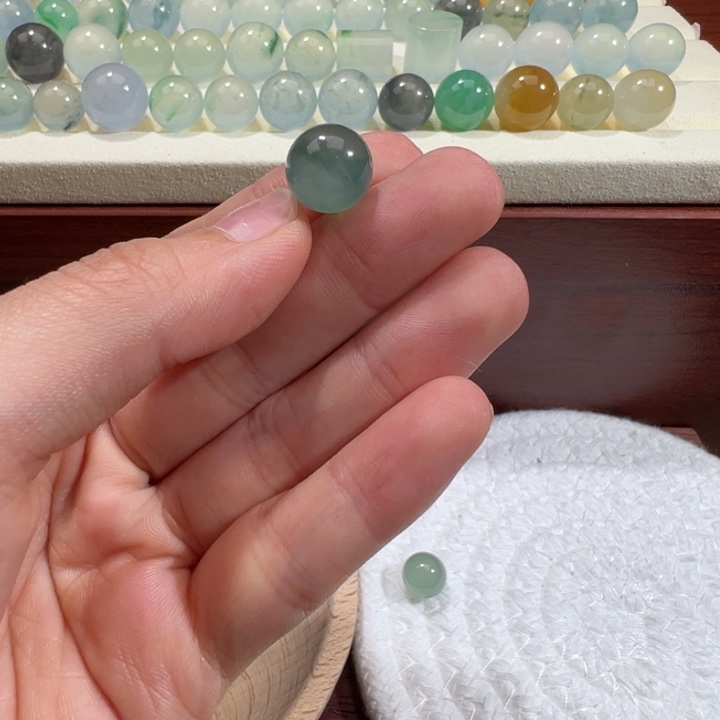 翡翠散珠天然缅甸翡翠A货11.1