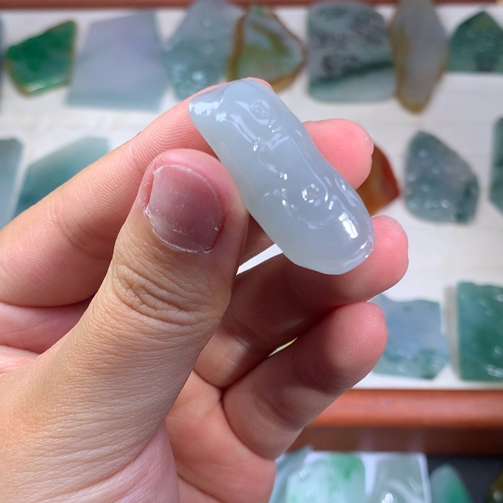 定制翡翠未镶嵌好