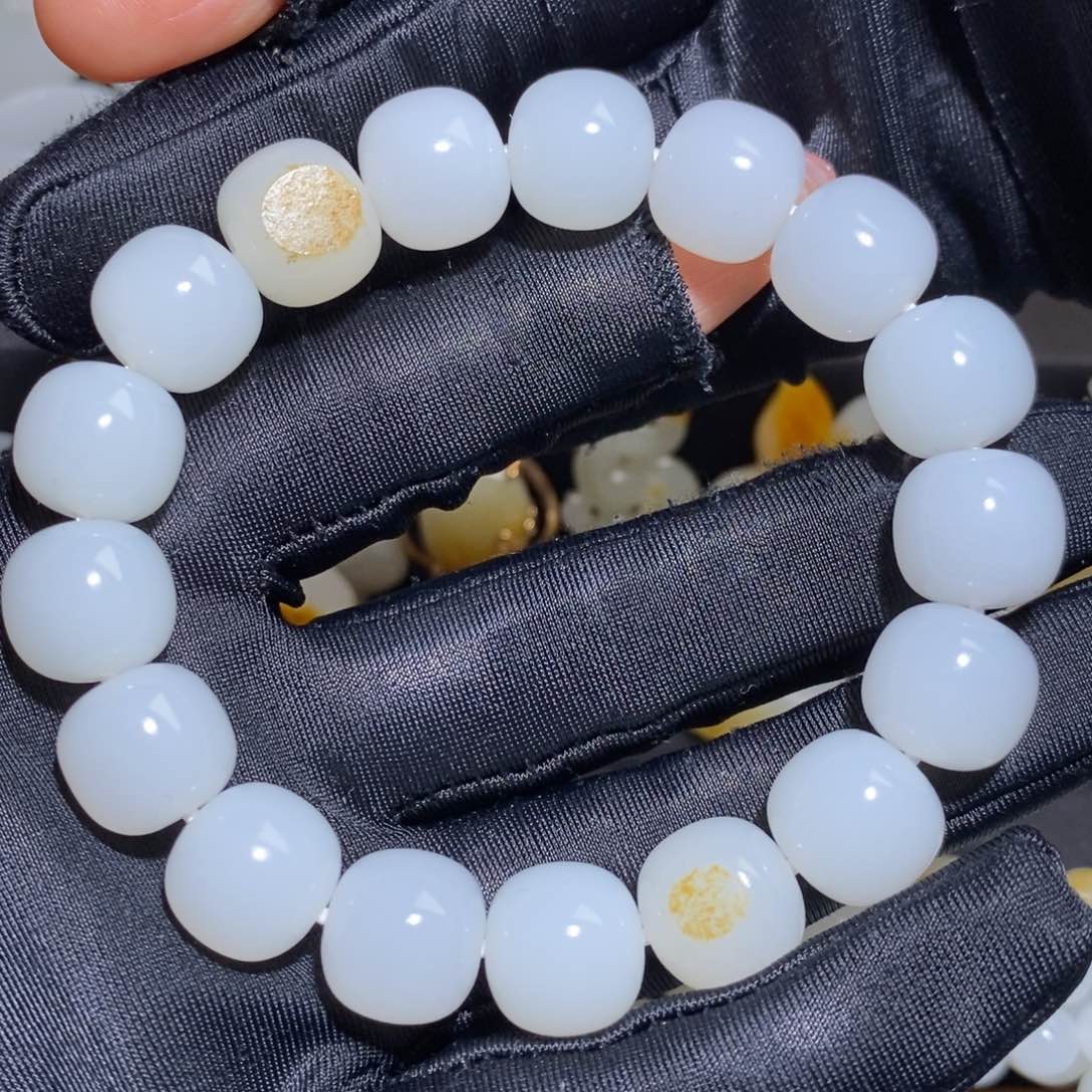 和田玉未镶嵌套链陈**立