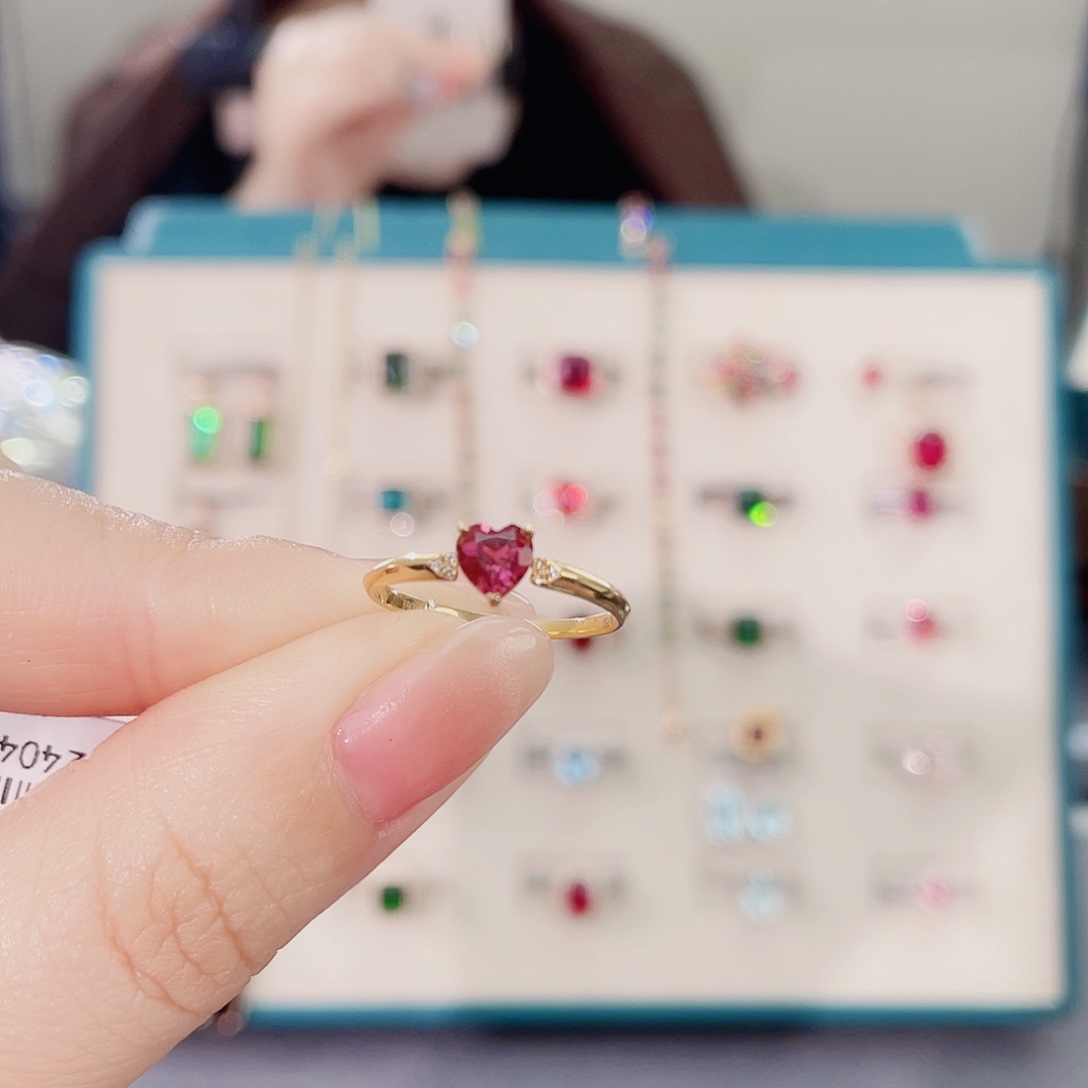 碧玺碧玺戒指18K金镶嵌