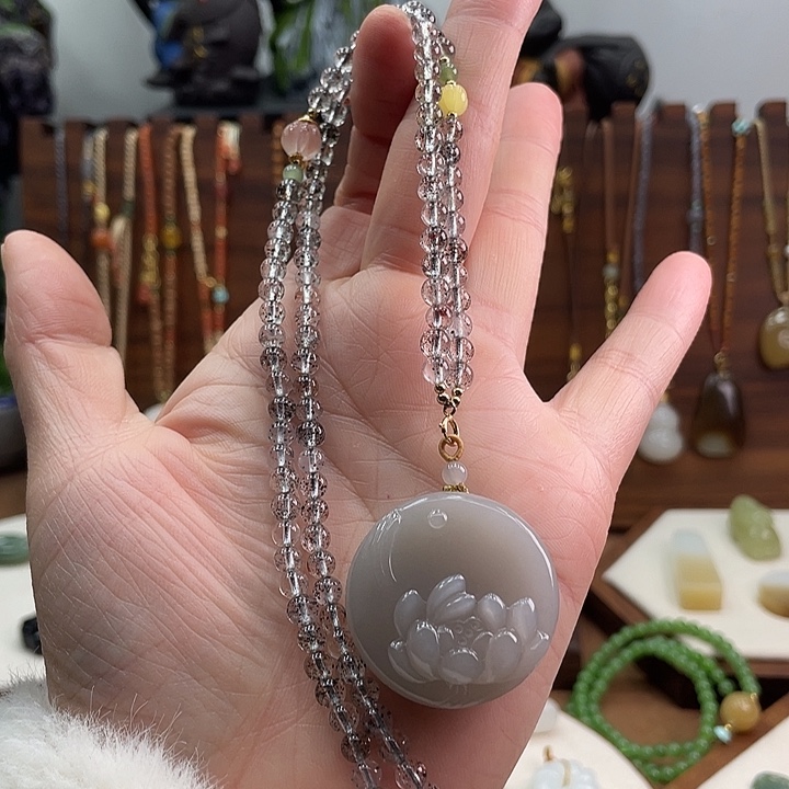 颈饰未镶嵌和田玉