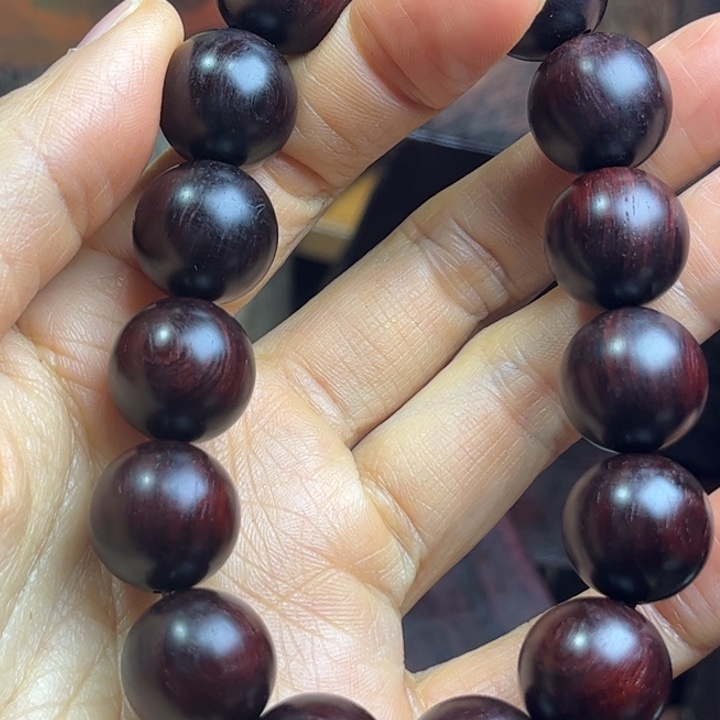 手串/手链小叶紫檀海*威手串