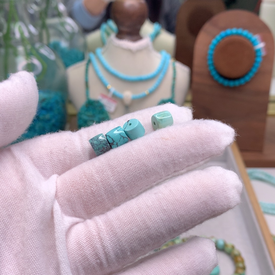 ****甜绿松石未镶嵌配饰