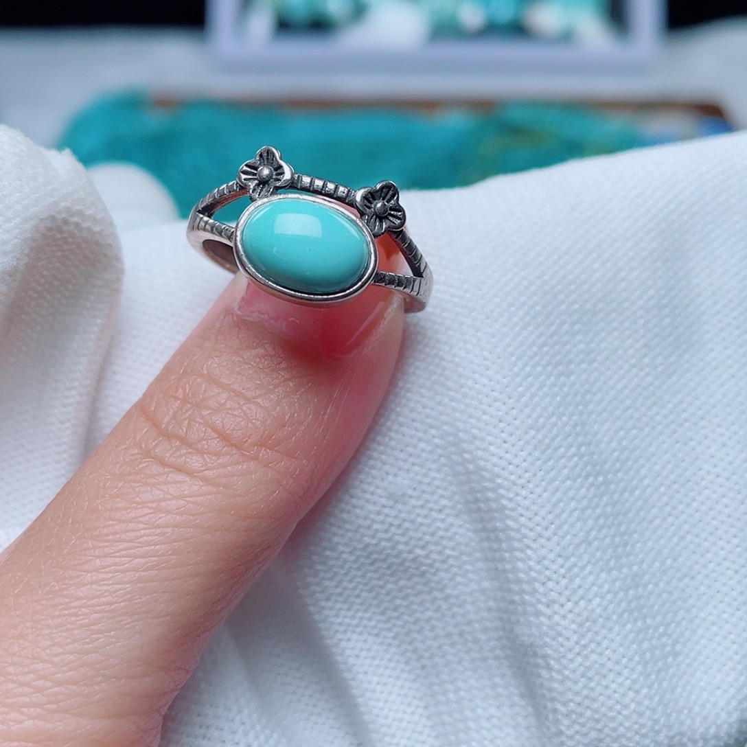 花***圆绿松石未镶嵌珠宝奇石