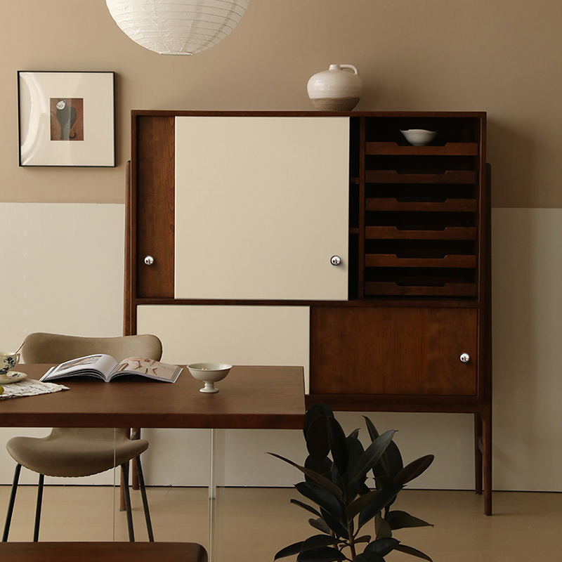 《赫里特》高腿展示柜拼色复古中古实木陈列收纳柜樱桃木