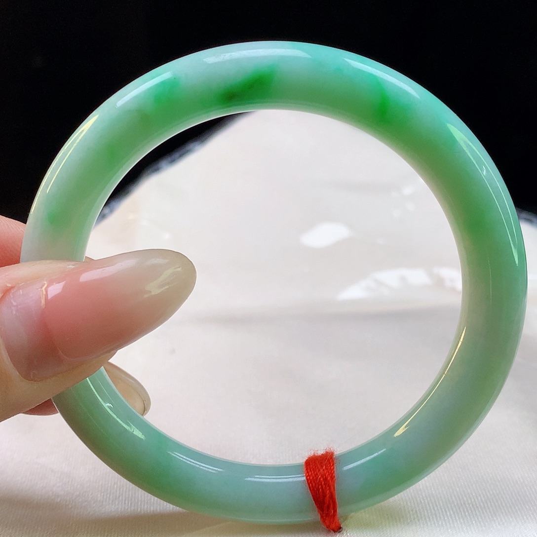 翡翠手镯未镶嵌天然翡翠1190