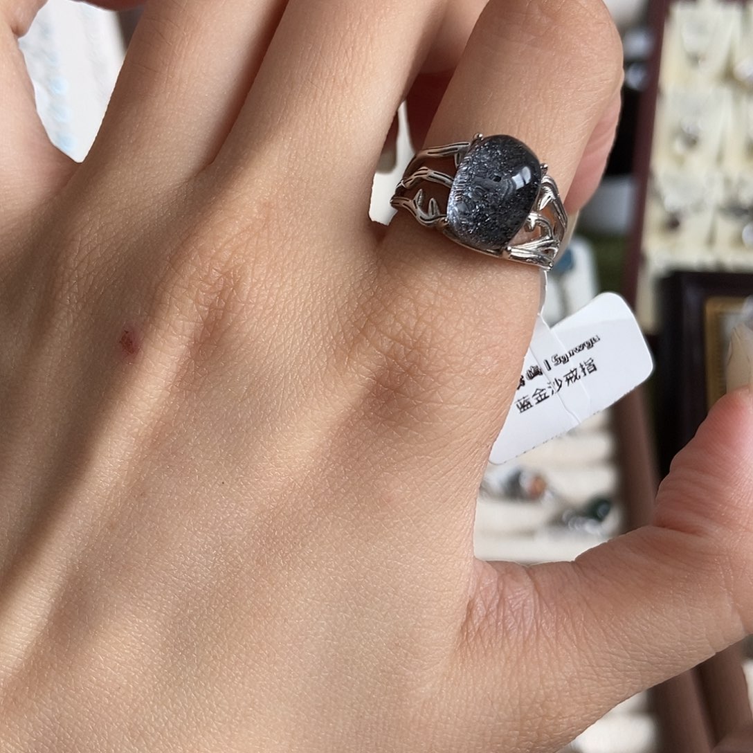 正***哼水晶戒指银S925镶嵌蓝金沙