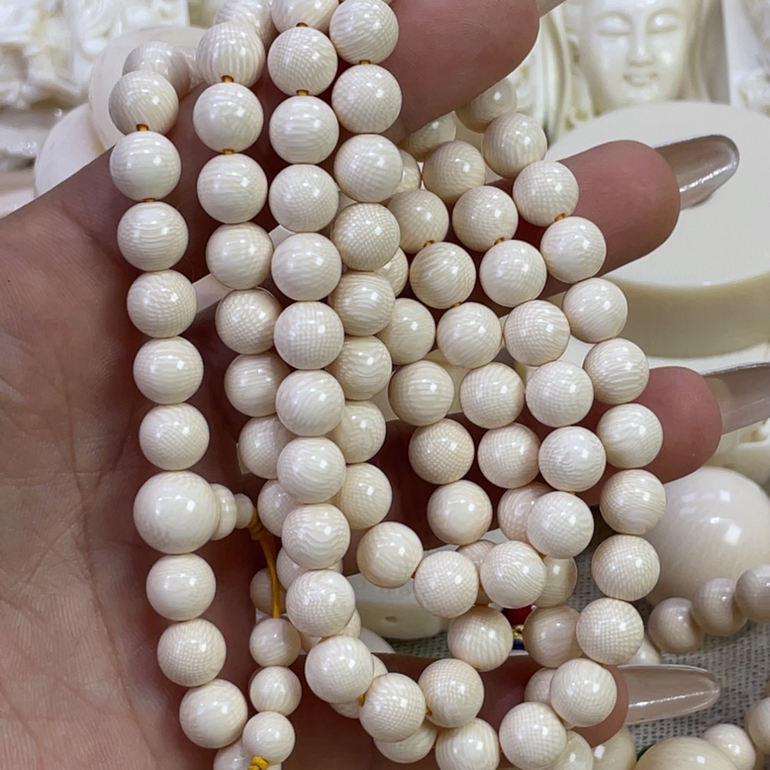 J***T新骨瓷猛犸0.8珠链