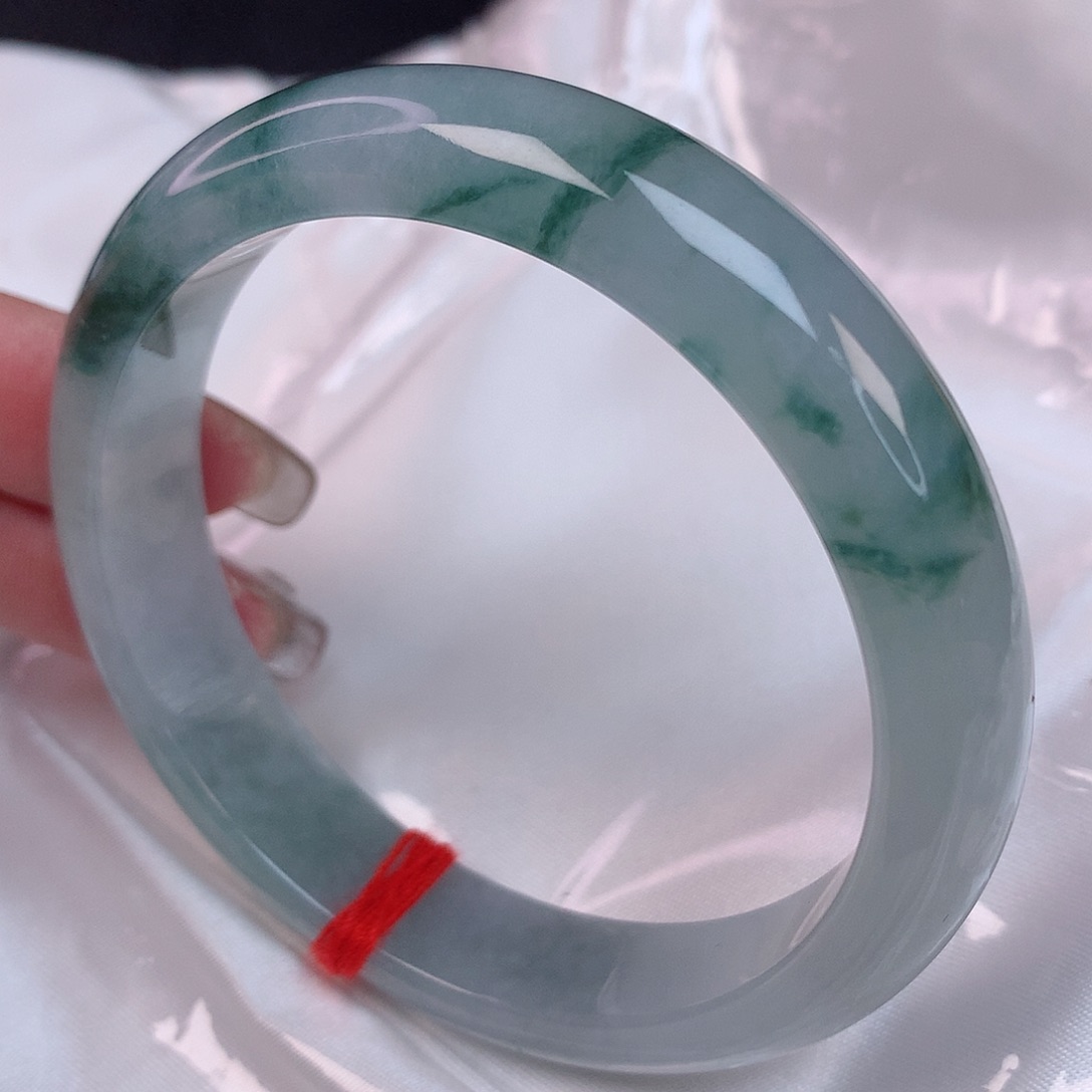 翡翠手镯未镶嵌57 翡翠手镯