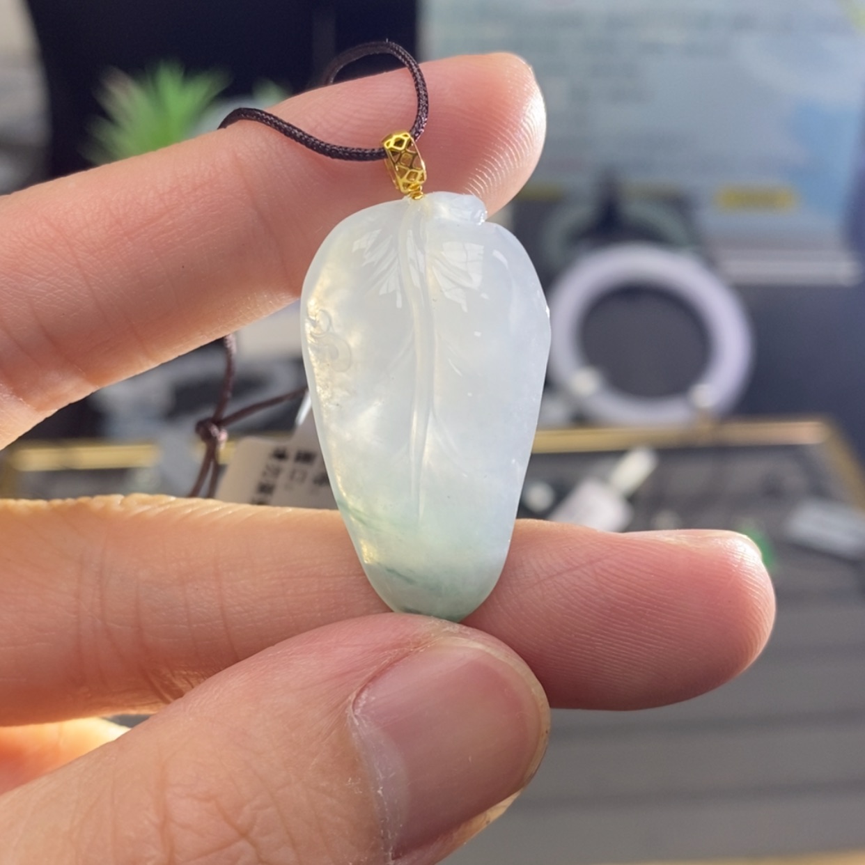 【闪购商品】颈饰未镶嵌翡翠翡翠