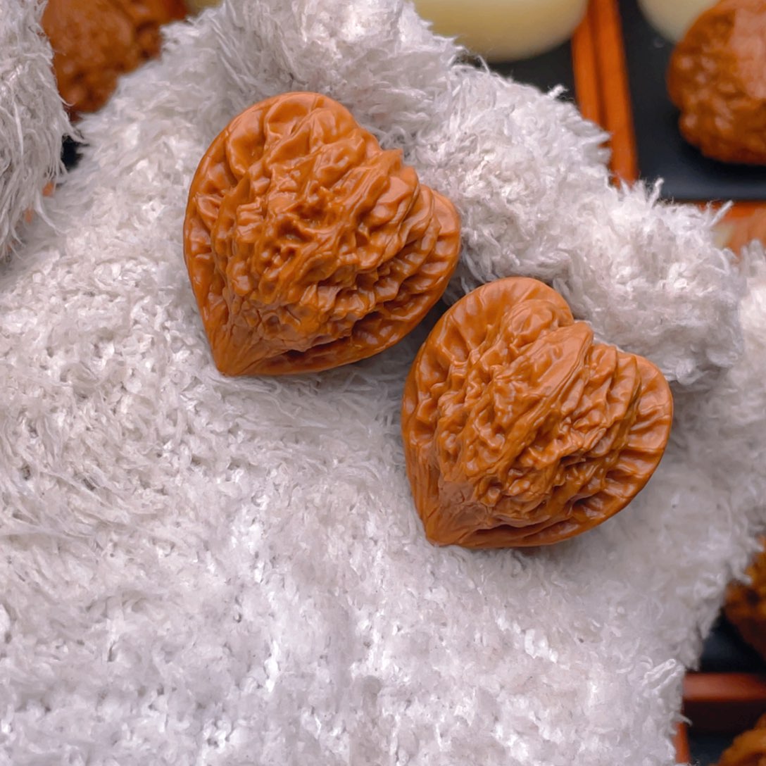 文玩核桃把件晚***阳30野生老树红桃