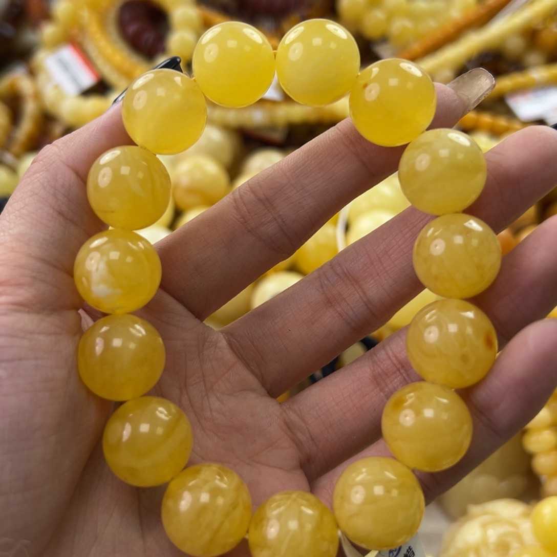 琥珀珠宝奇石未镶嵌