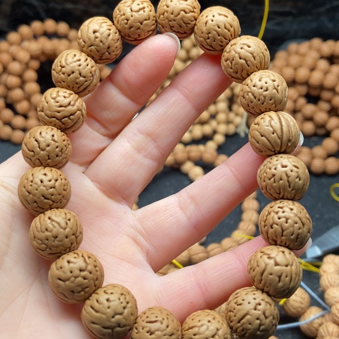 桃核手串金丹肌肉纹15尺