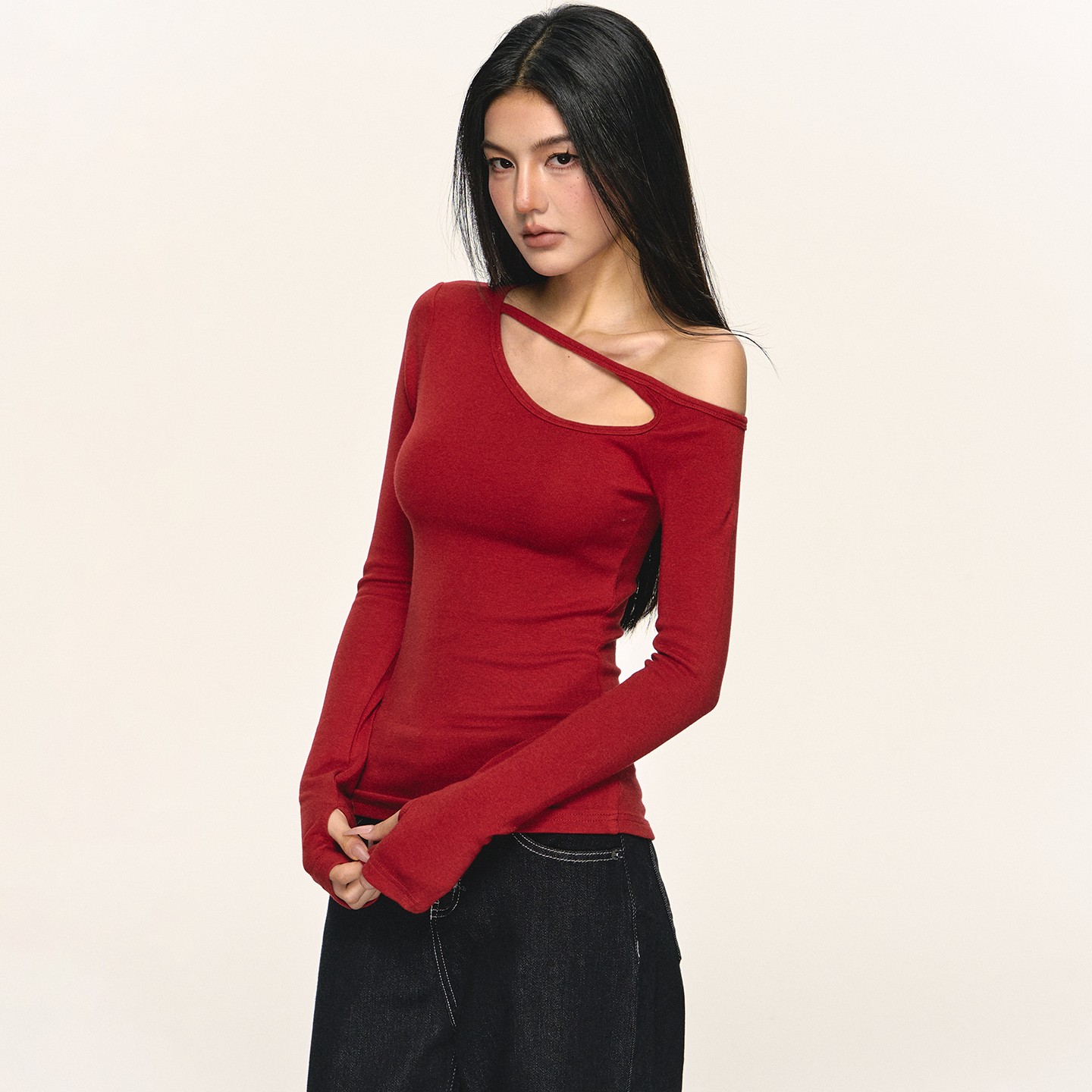 anna aneae镂空斜肩内搭打底衫女秋冬设计感辣妹修身显瘦长袖上衣