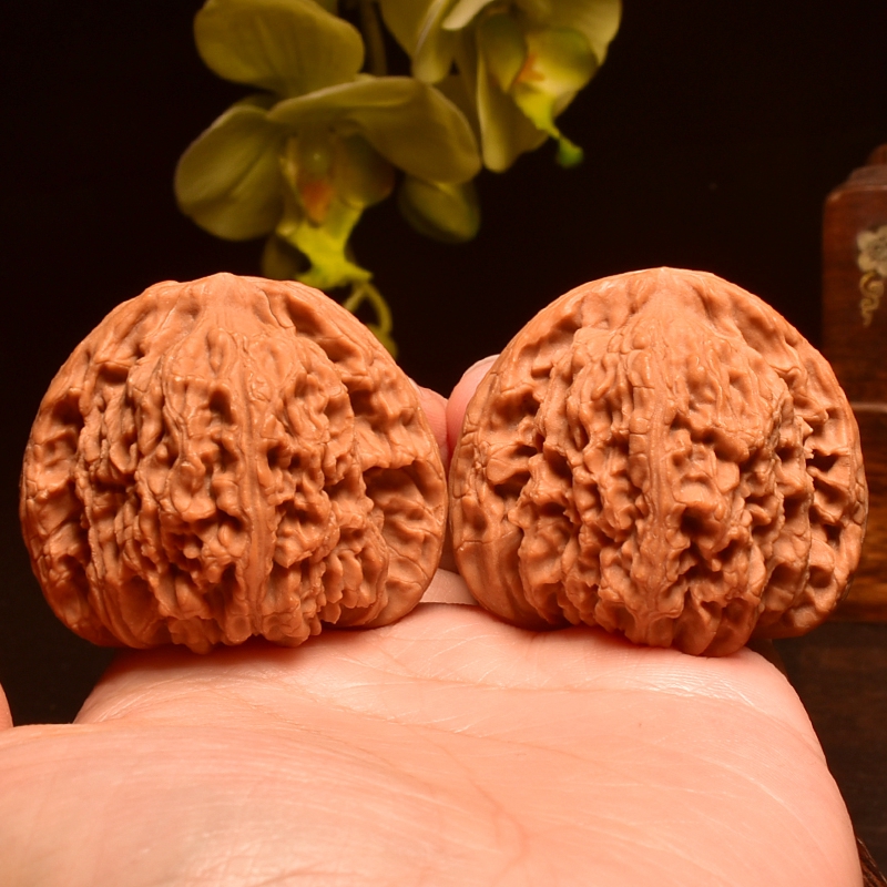 实拍！阴干定型45mm南疆石狮子文玩核桃狮子头精品收藏手把件古玩