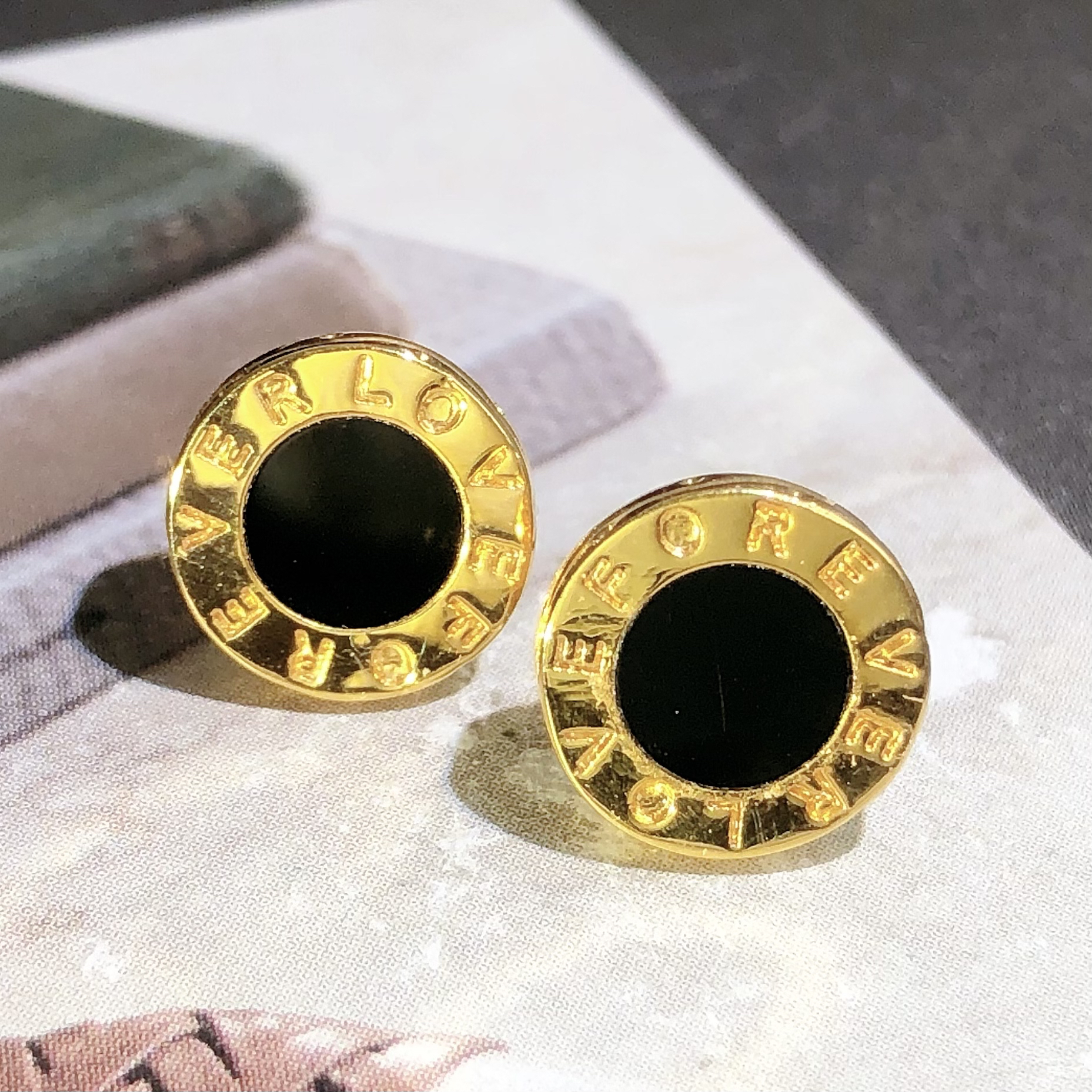 【皇冠轻奢】18k金镶嵌黑玛瑙大饼耳钉