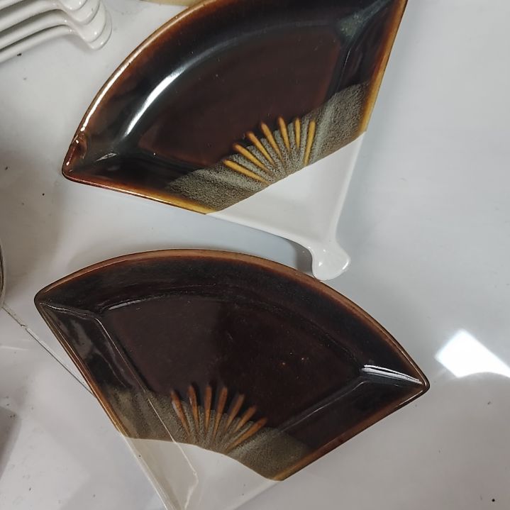 瓷片瓷器，各种摆件，瓷片，