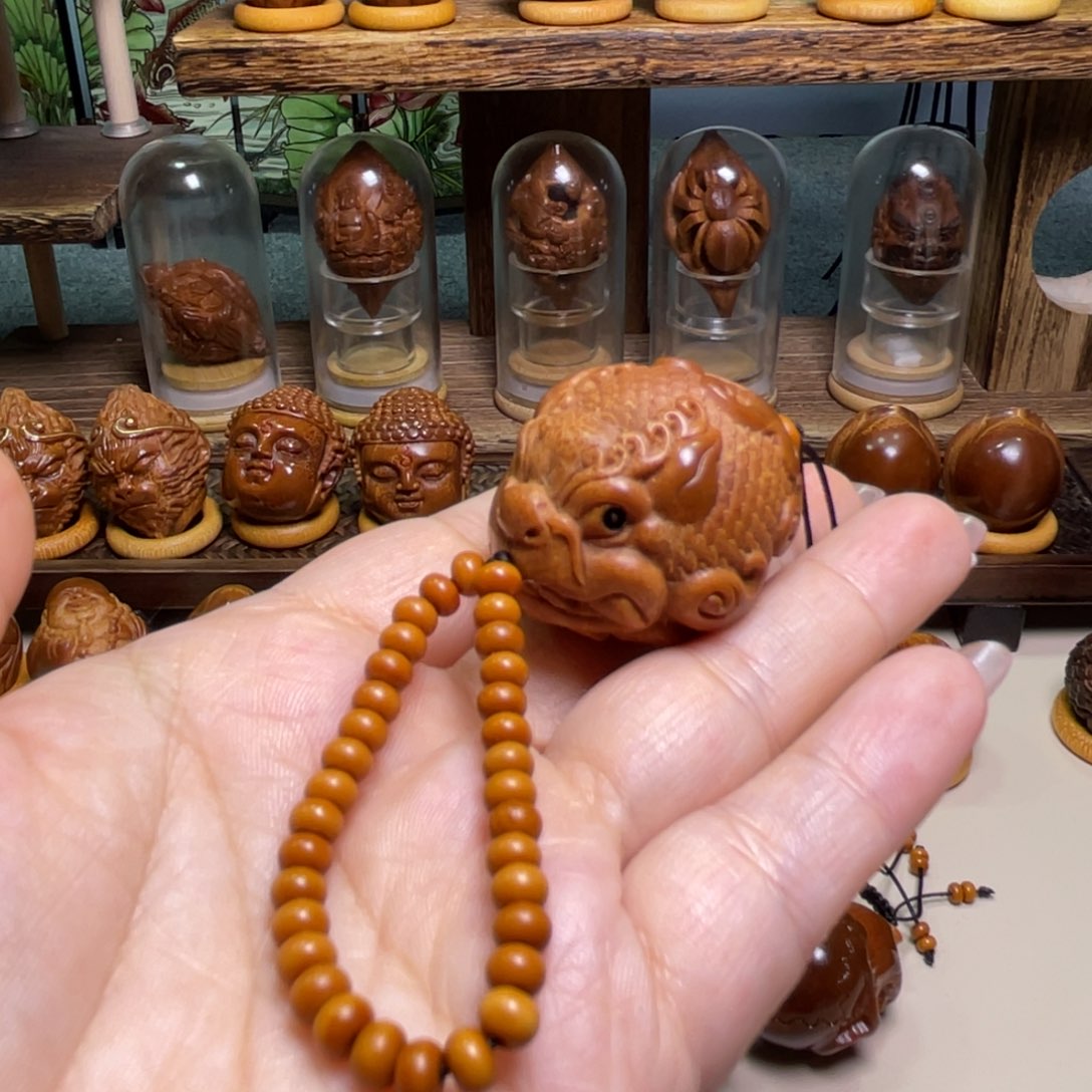 橄榄核吊坠祥云貔貅手把