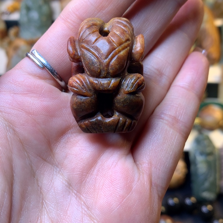 岫岩河磨玉（透闪石质玉）手链未镶嵌