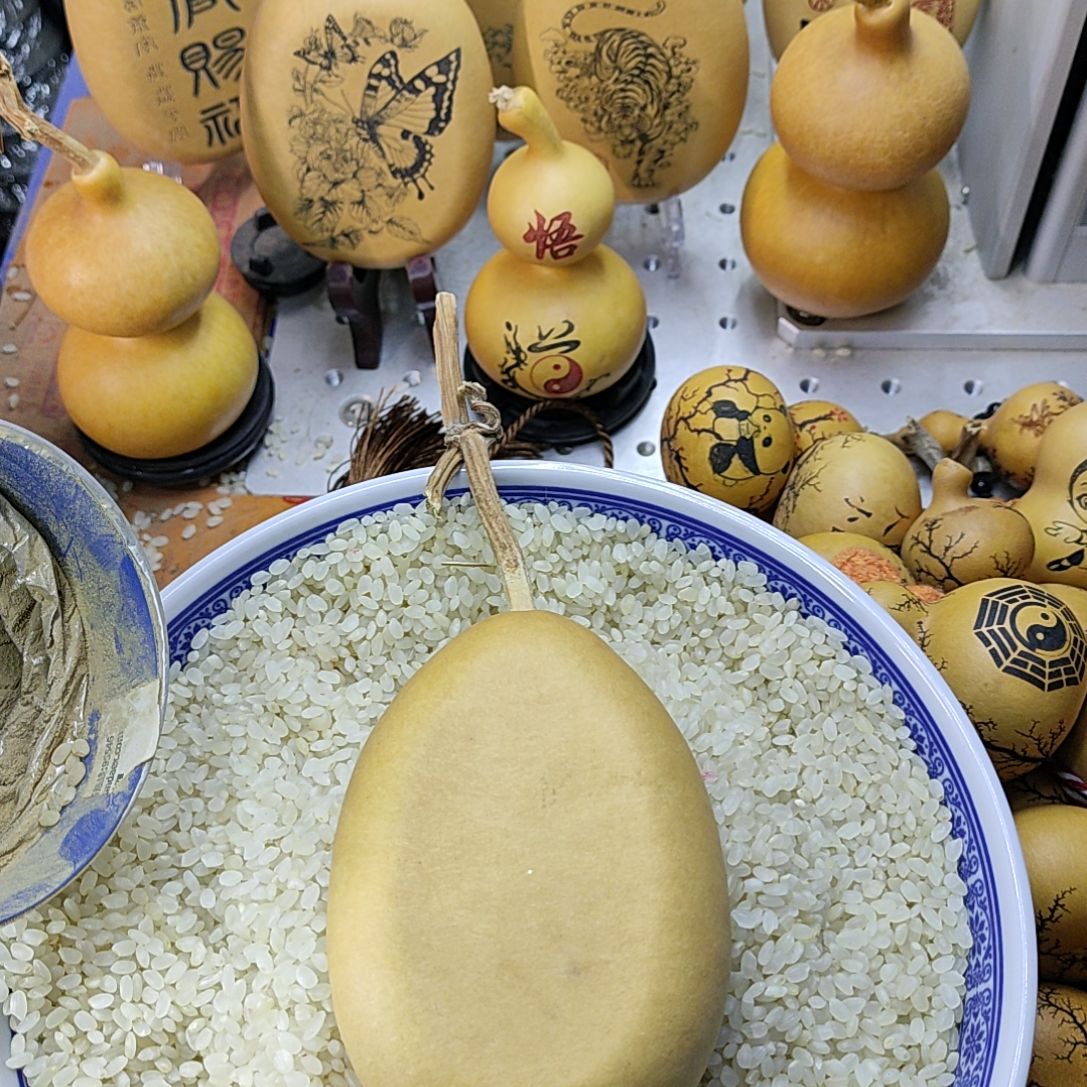 蛋***哥天然葫芦激光雕刻葫芦