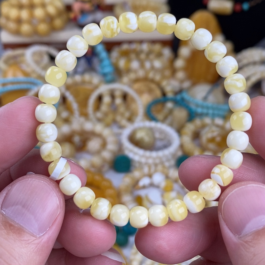 蜜蜡未镶嵌手链瓷白妖花6.4mm高桩