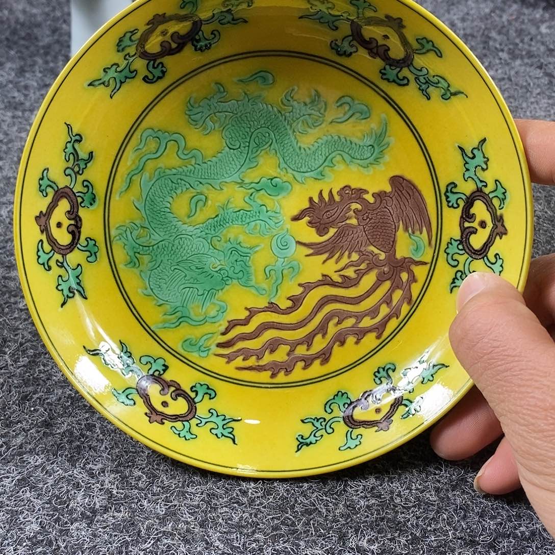 手工手绘陶瓷摆件工艺品精****)