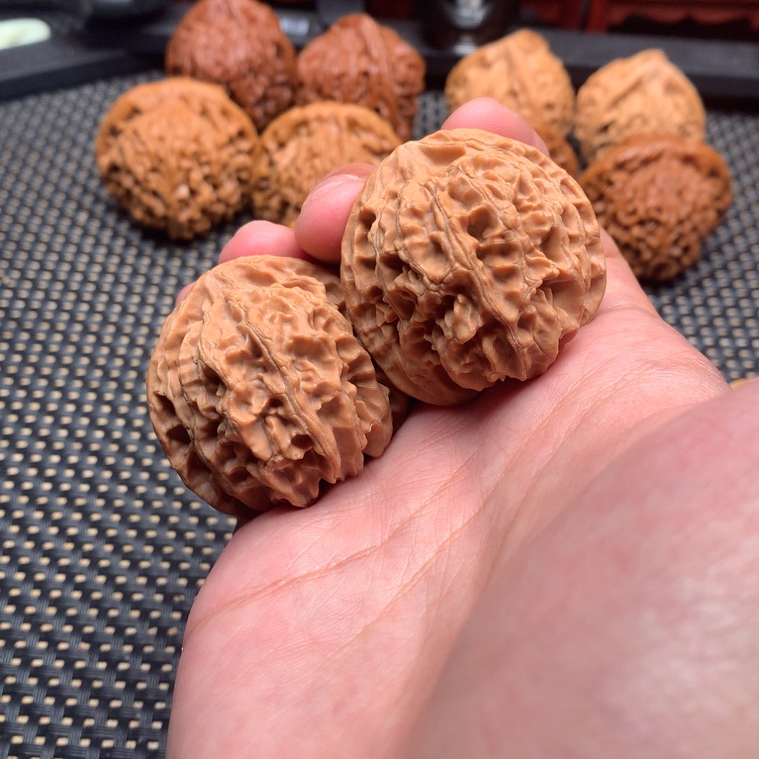 文玩核桃吊坠苹果40