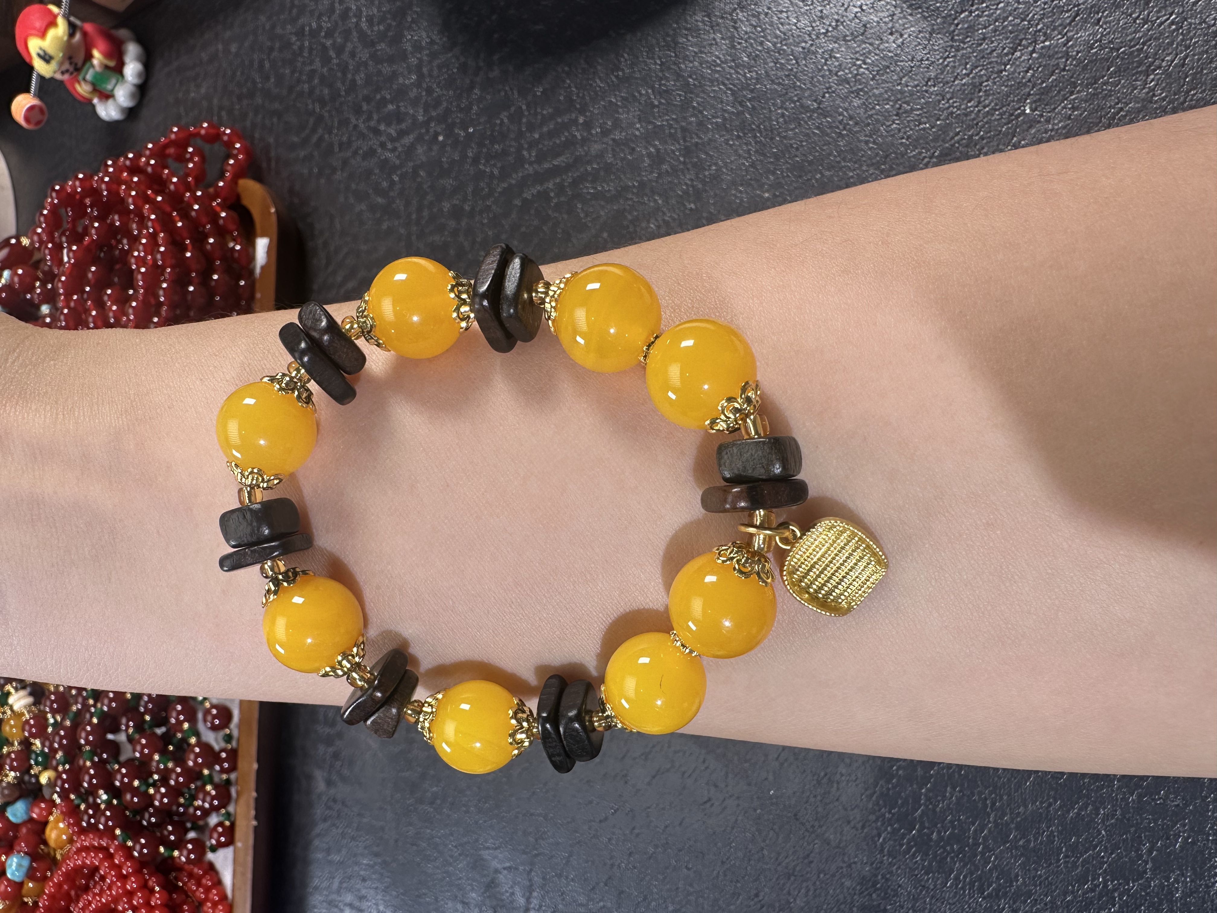 B274/273中国风单圈小手围红黄玛瑙簸箕款手串