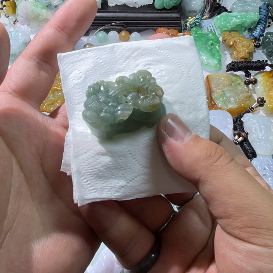 定制翡翠未镶嵌B****X天然