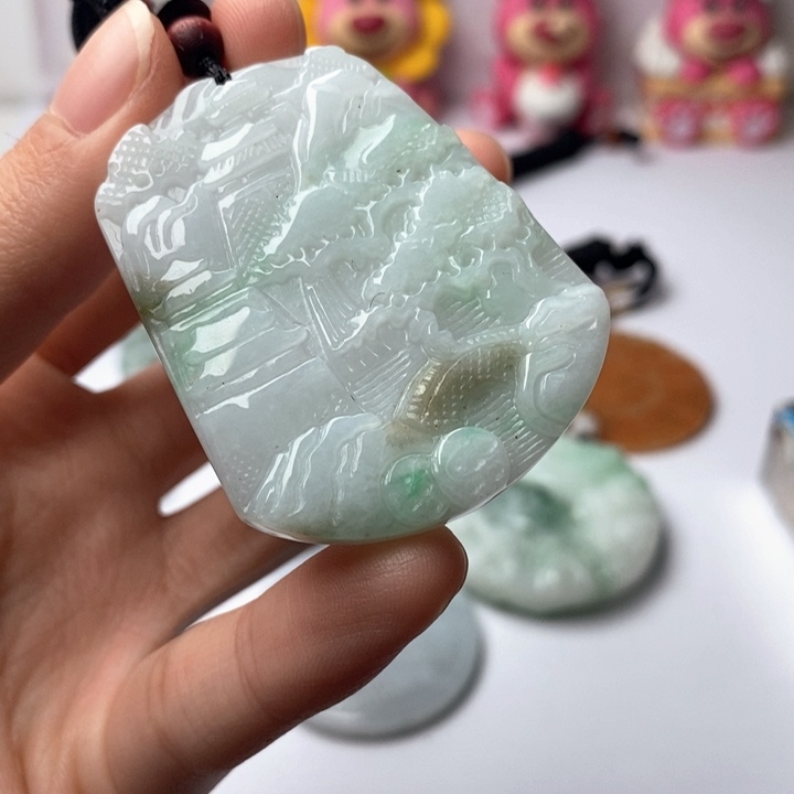 翡翠未镶嵌颈饰翡翠