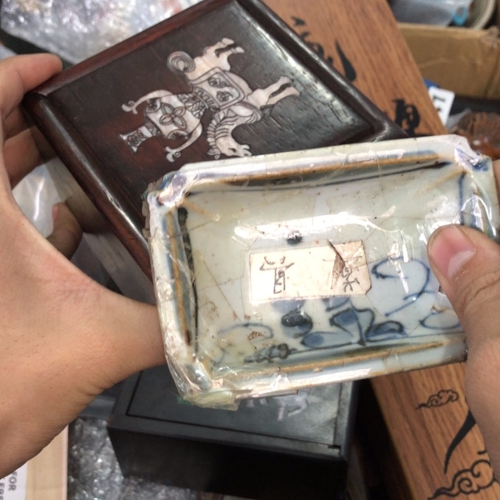 陶瓷孤品单件车里拍