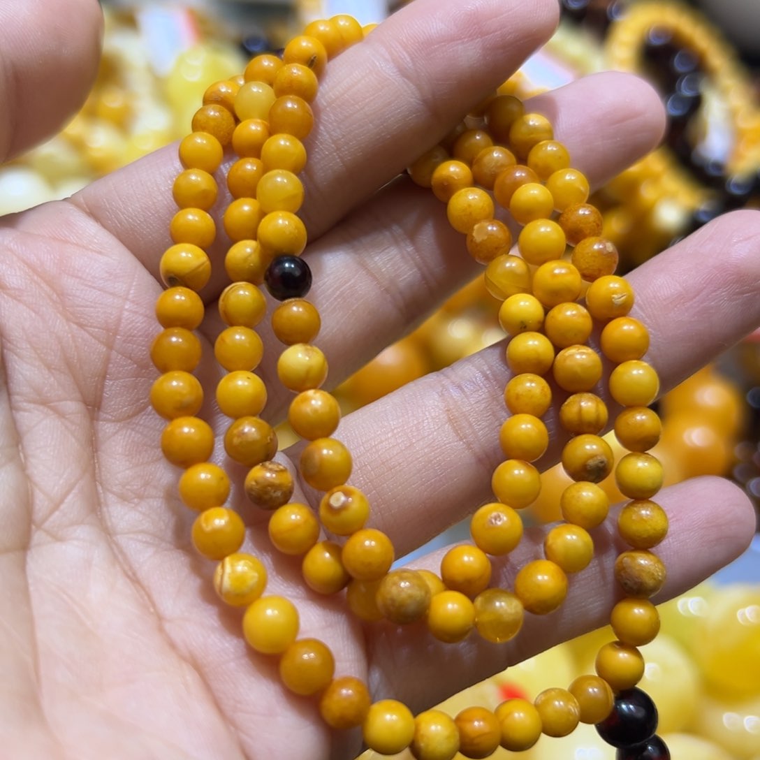 琥珀珠宝奇石未镶嵌