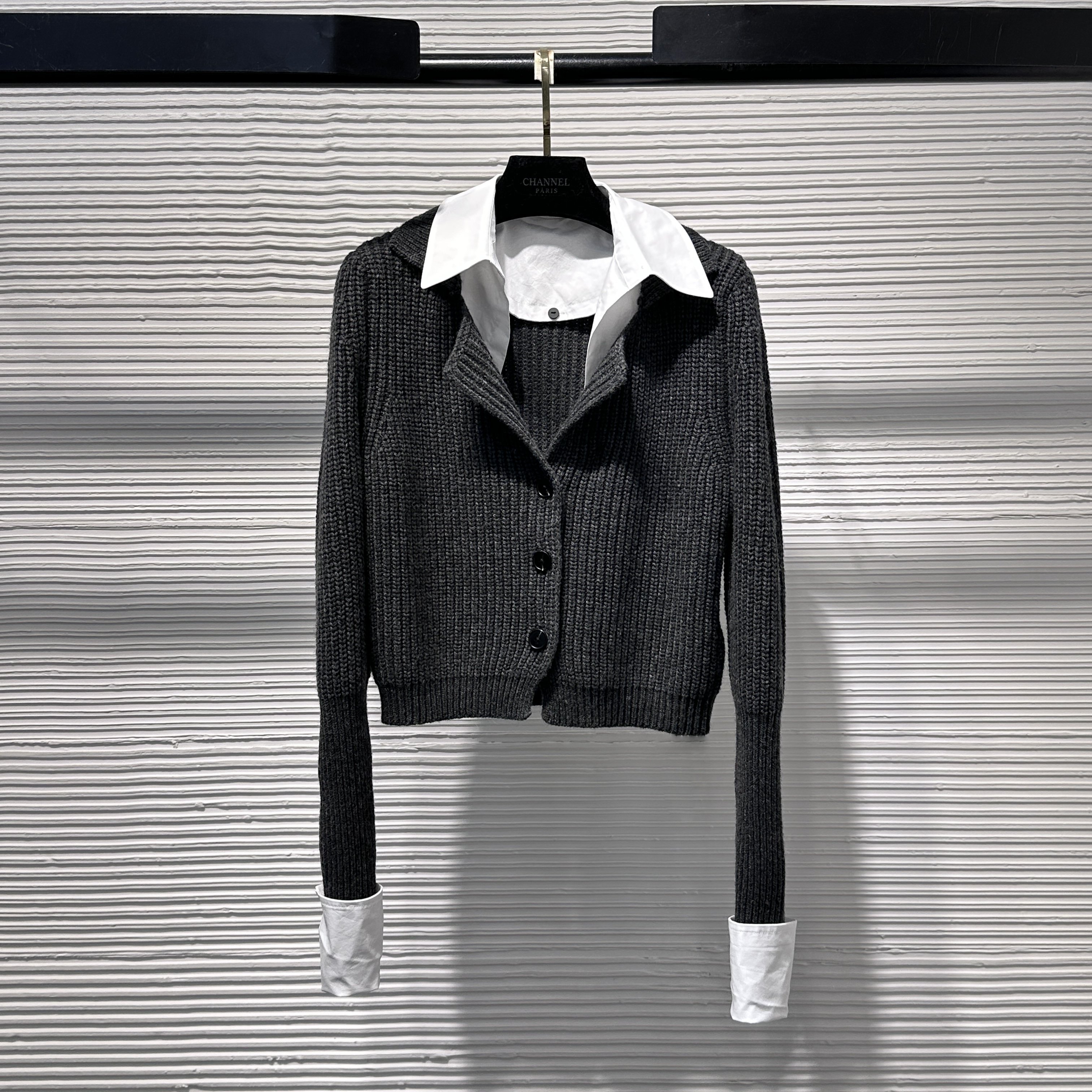 针织女毛针织衫简约黑色针织开衫气质小香风设计感B177