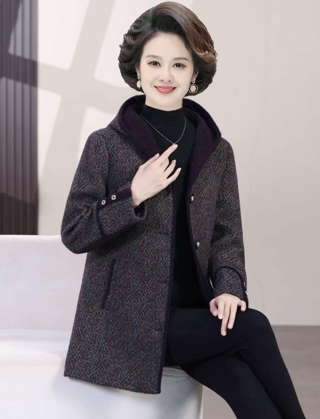 加厚保暖时尚新款减龄气质百搭休闲显瘦妈妈装连帽外套8650
