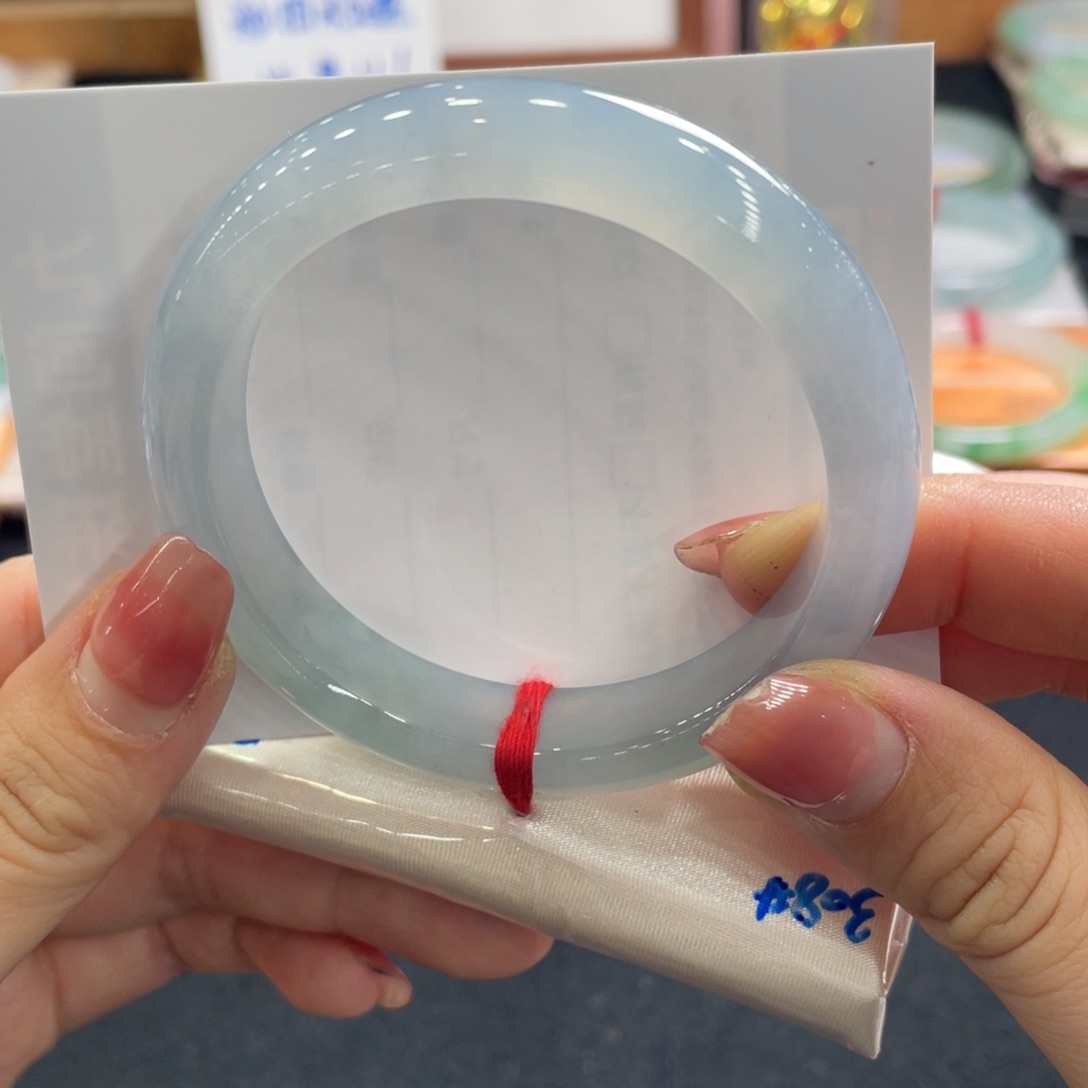 翡翠手镯未镶嵌53冰蓝