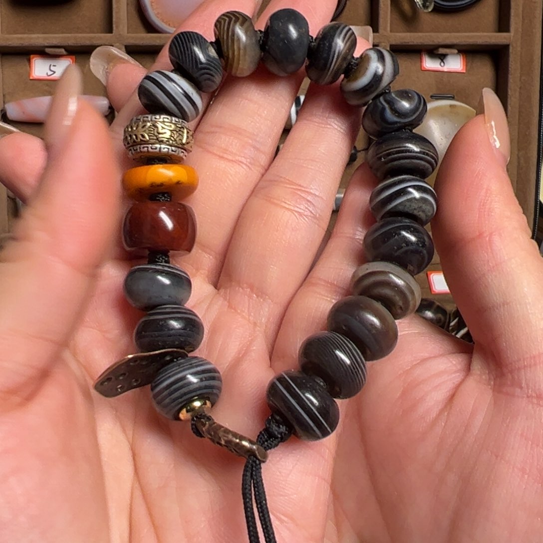 玛瑙/玉髓手串未镶嵌