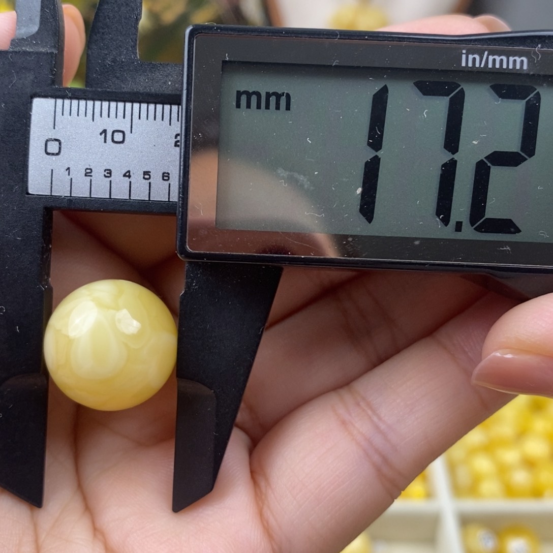 未镶嵌琥珀裸石蜜蜡圆珠