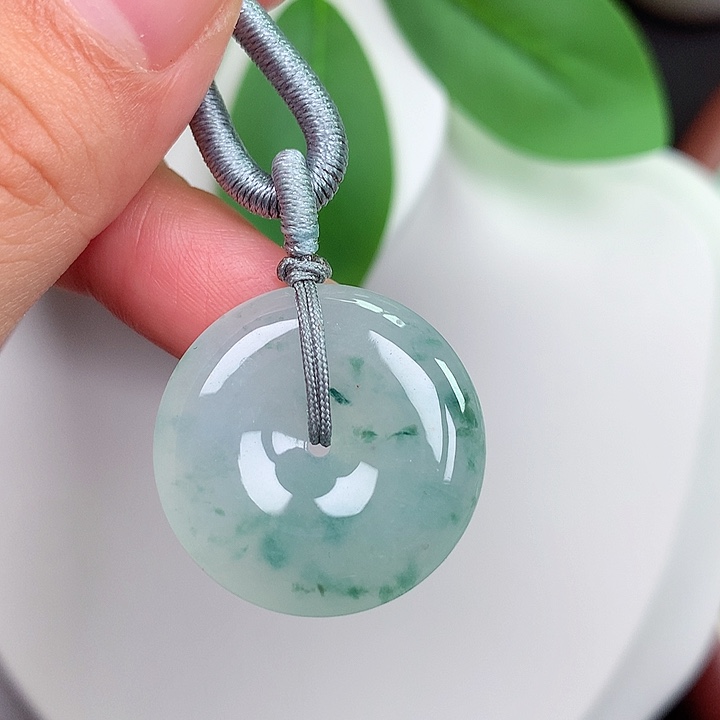 颈饰未镶嵌翡翠平安扣 24.2x5.4mm