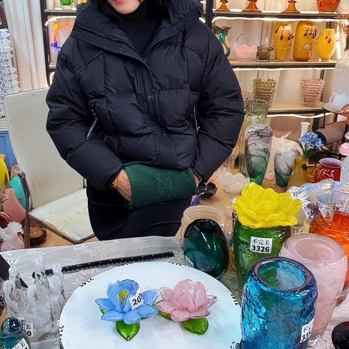 一对家悦美居琉璃摆件