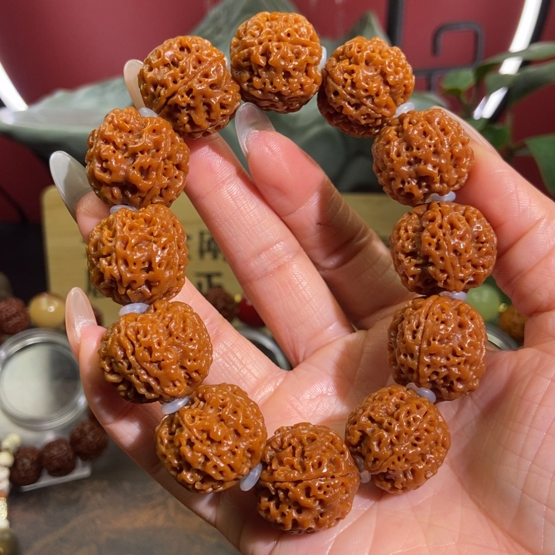 金刚菩提吊坠522素。             