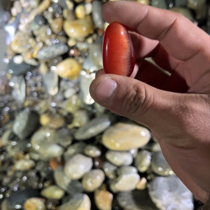 未镶嵌和田玉（糖玉）珠宝奇石